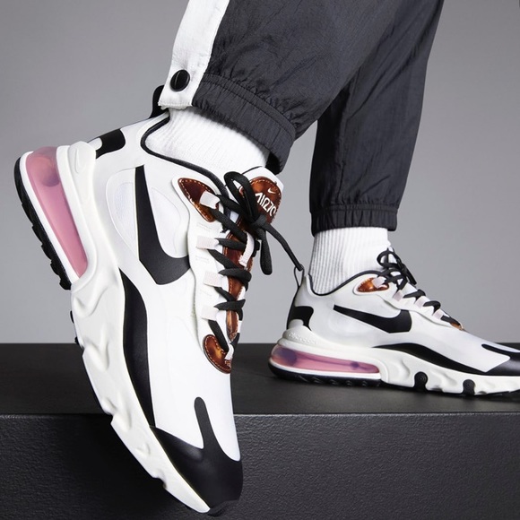 Air Max 270 React sneakers, Sold Out Color, NWOT - Picture 9 of 14